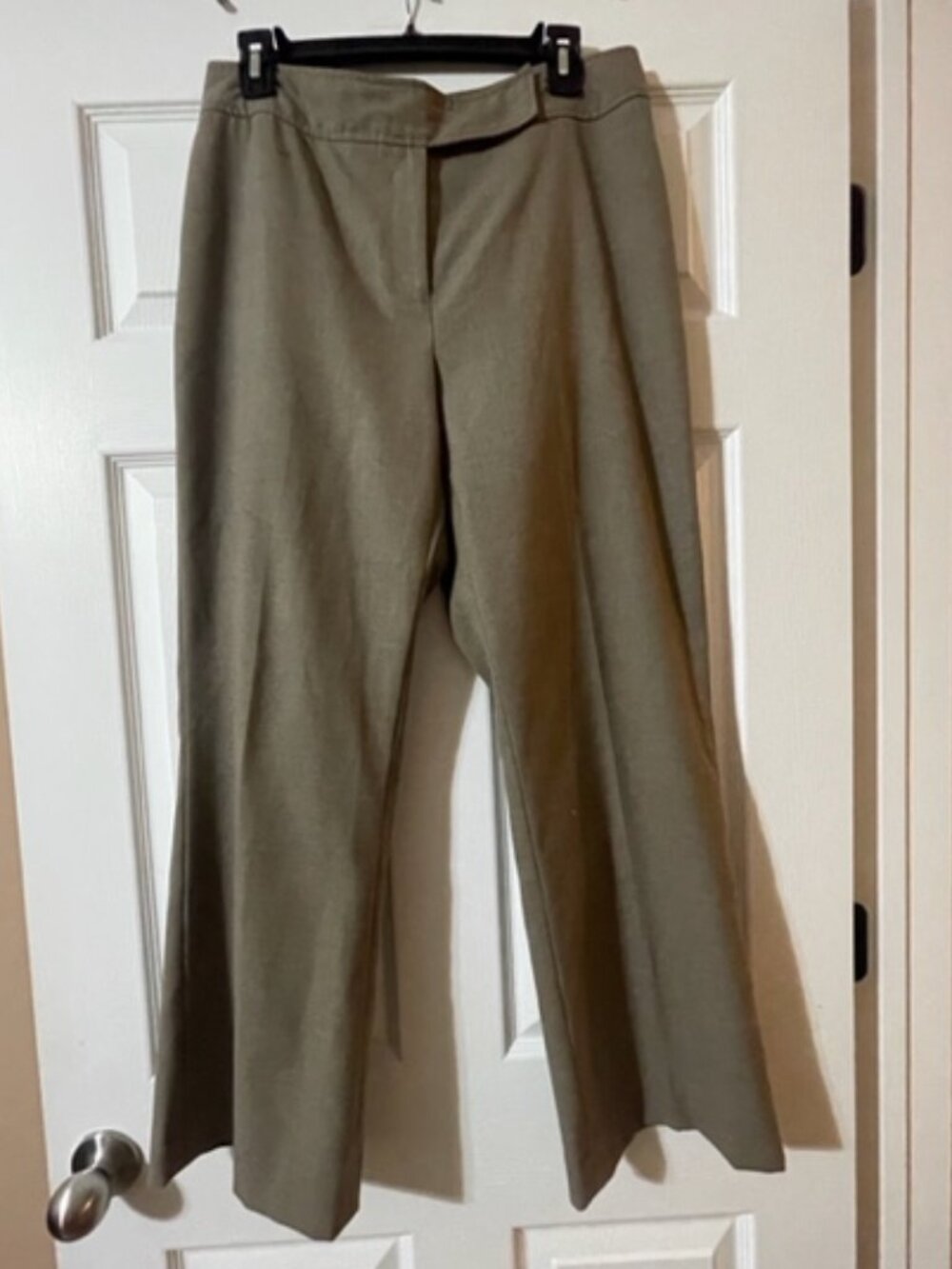 Boot Cut Dress Pants in Tan / Taupe 10P